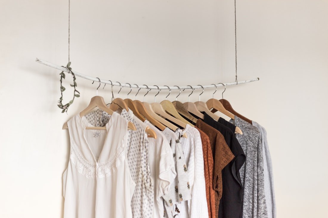 Produits de mode en boutique — marketing de marque H&Y Way